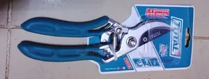 Total High Quality Pruning Shear 220mm