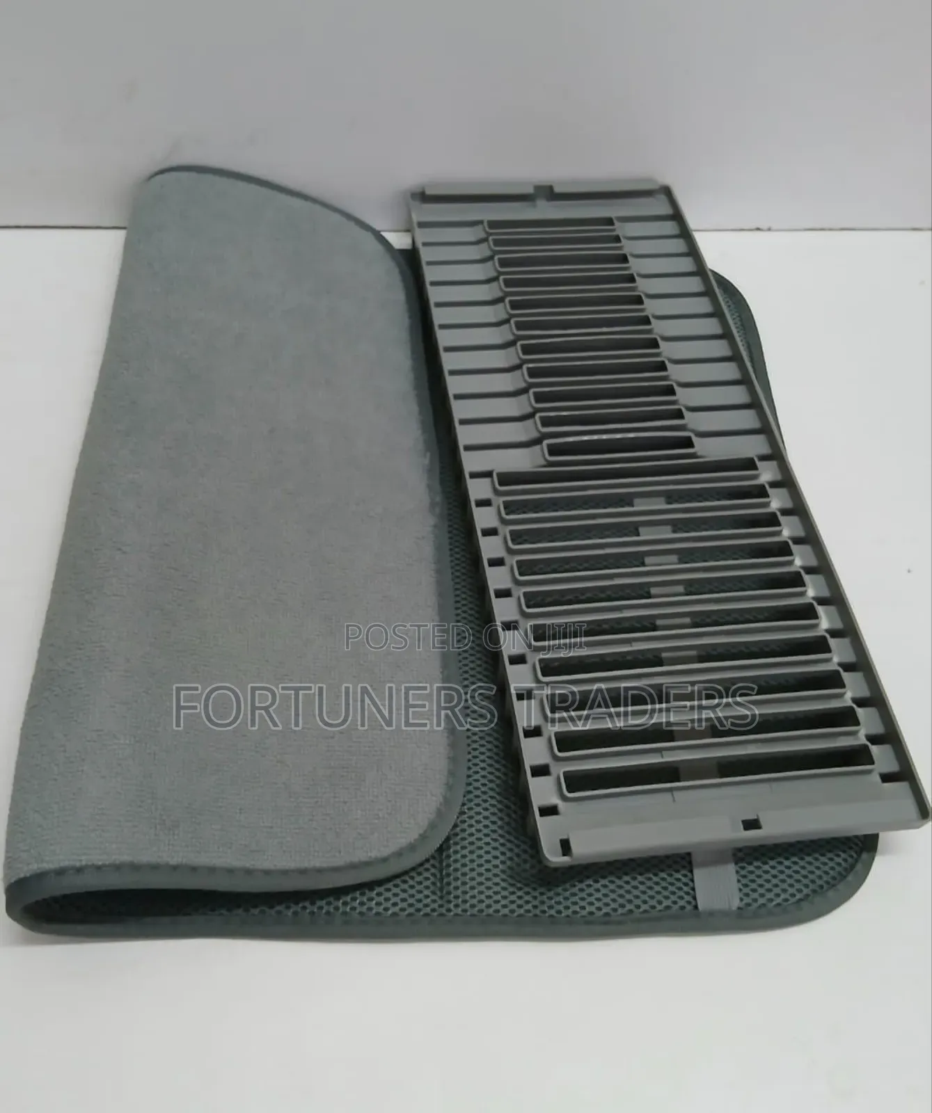 Foldable Kitchen Drying Mat.