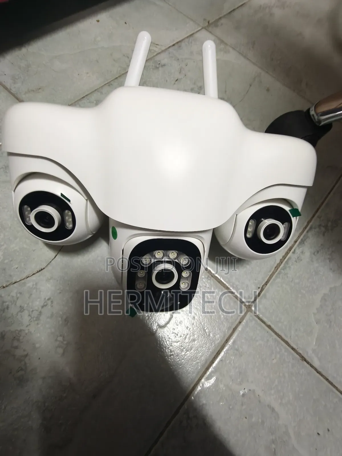 Improved Model Triple Lens Three Lens PTZ Controlled Solar Energy 4g