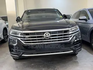 Volkswagen Touareg 2021 Black