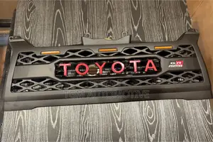 Hiace 7l Grille Gr With Led