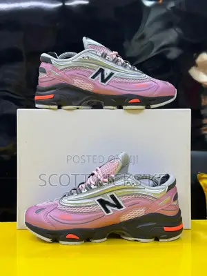 New Balance 1000
“ Pink Taffy ”