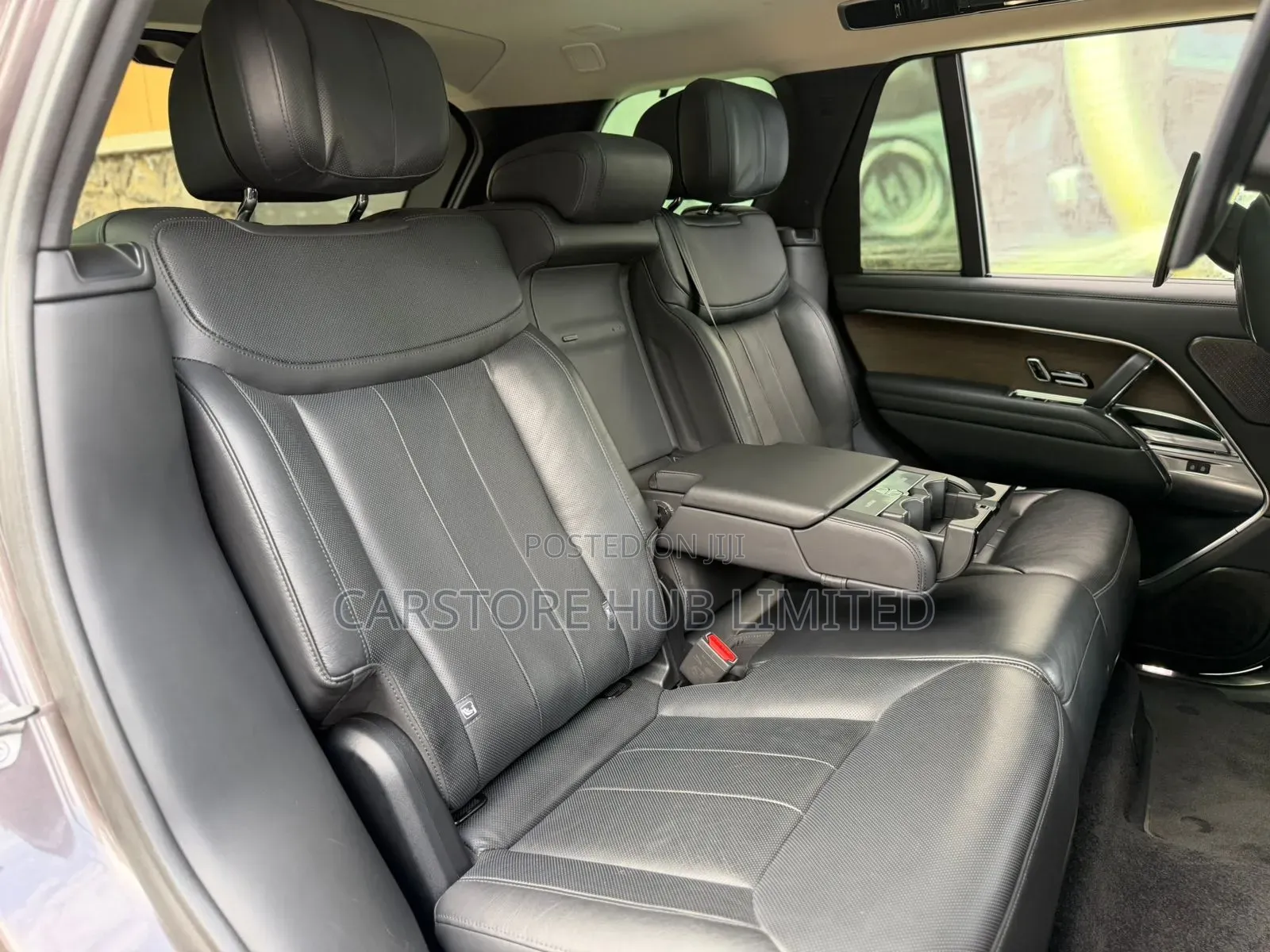 Land Rover Range Rover Vogue 2023 Brown