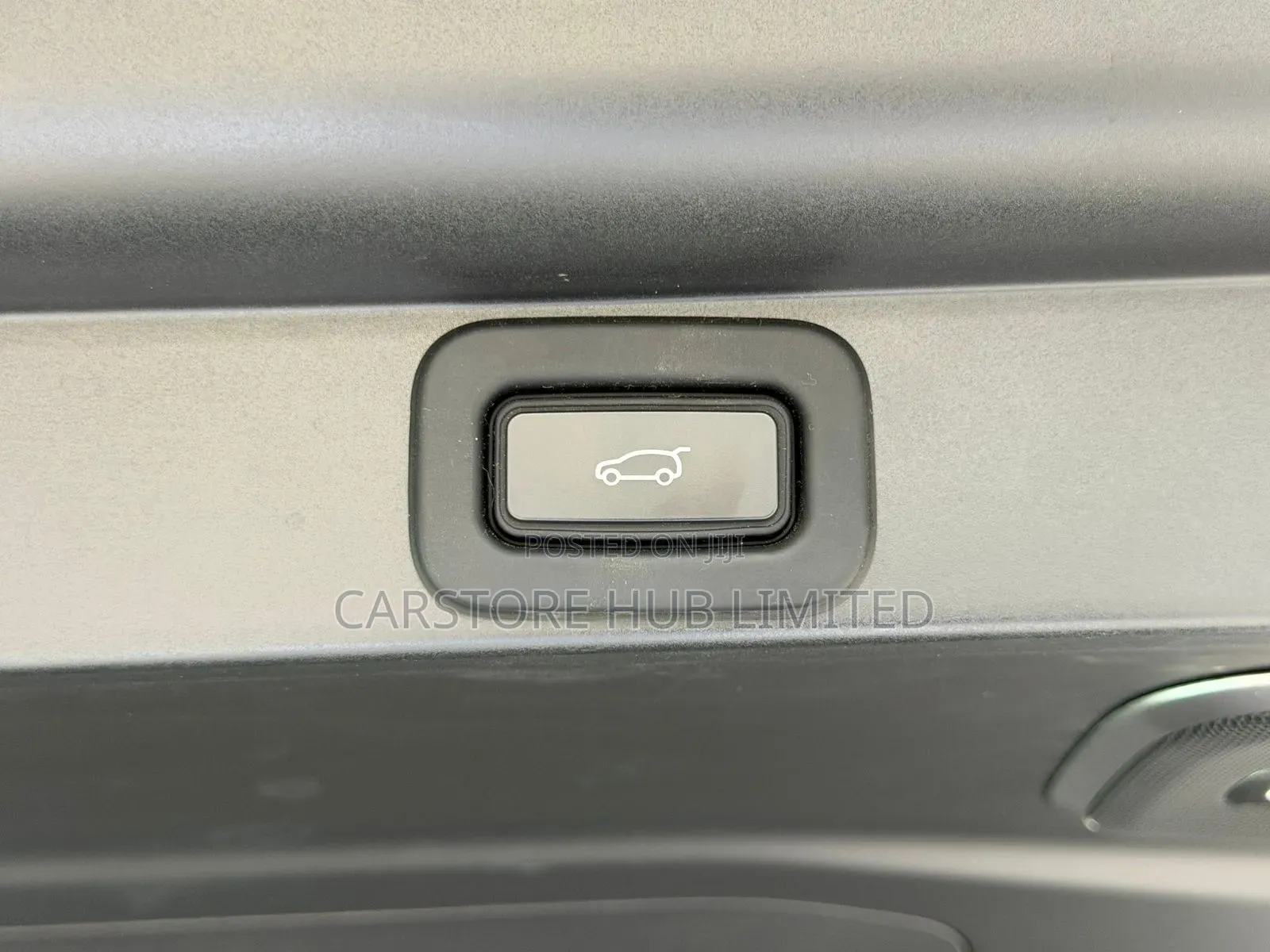 Land Rover Range Rover Vogue 2023 Brown