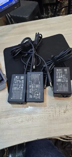 Hp Big Pin Charger 65w