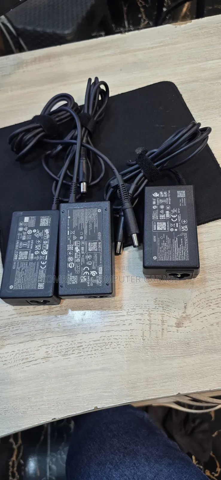 Hp Big Pin Charger 65w