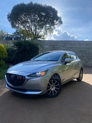 Mazda 2 2020 Silver