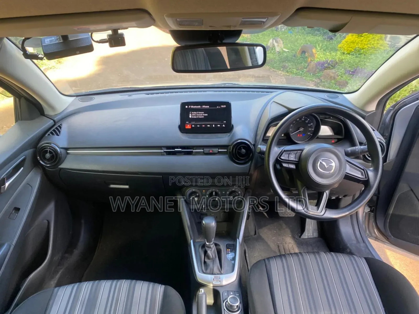Mazda 2 2020 Silver