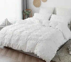 Tufted Dot Design Duvet Cover Set Size:6*6/6*7
Sk
