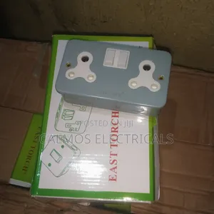 Metal Clad Socket 15a , Round Plugs