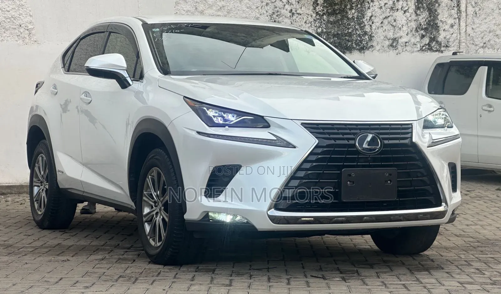Lexus NX 2019 Off white