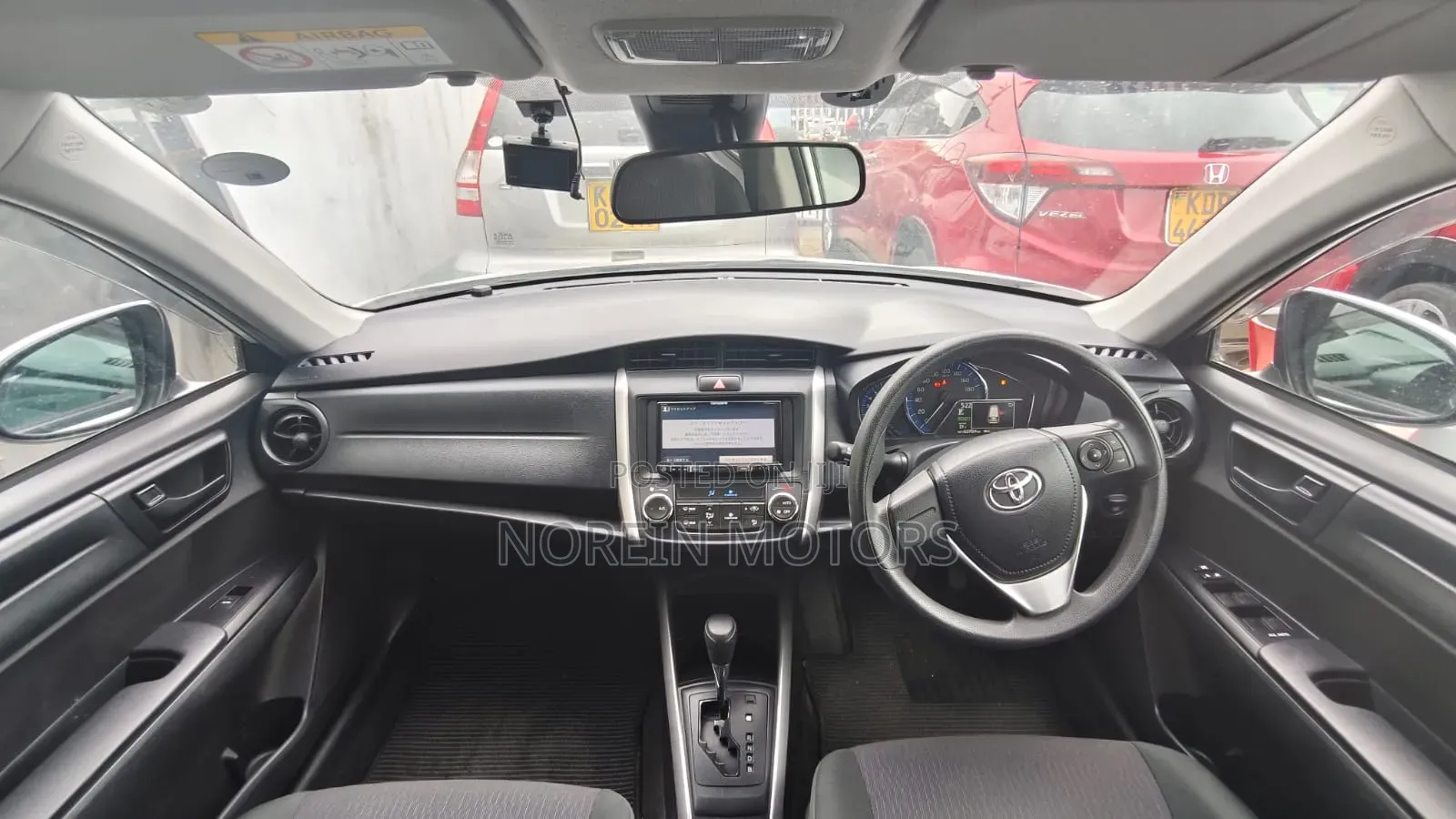 Toyota Corolla Fielder 2018 White