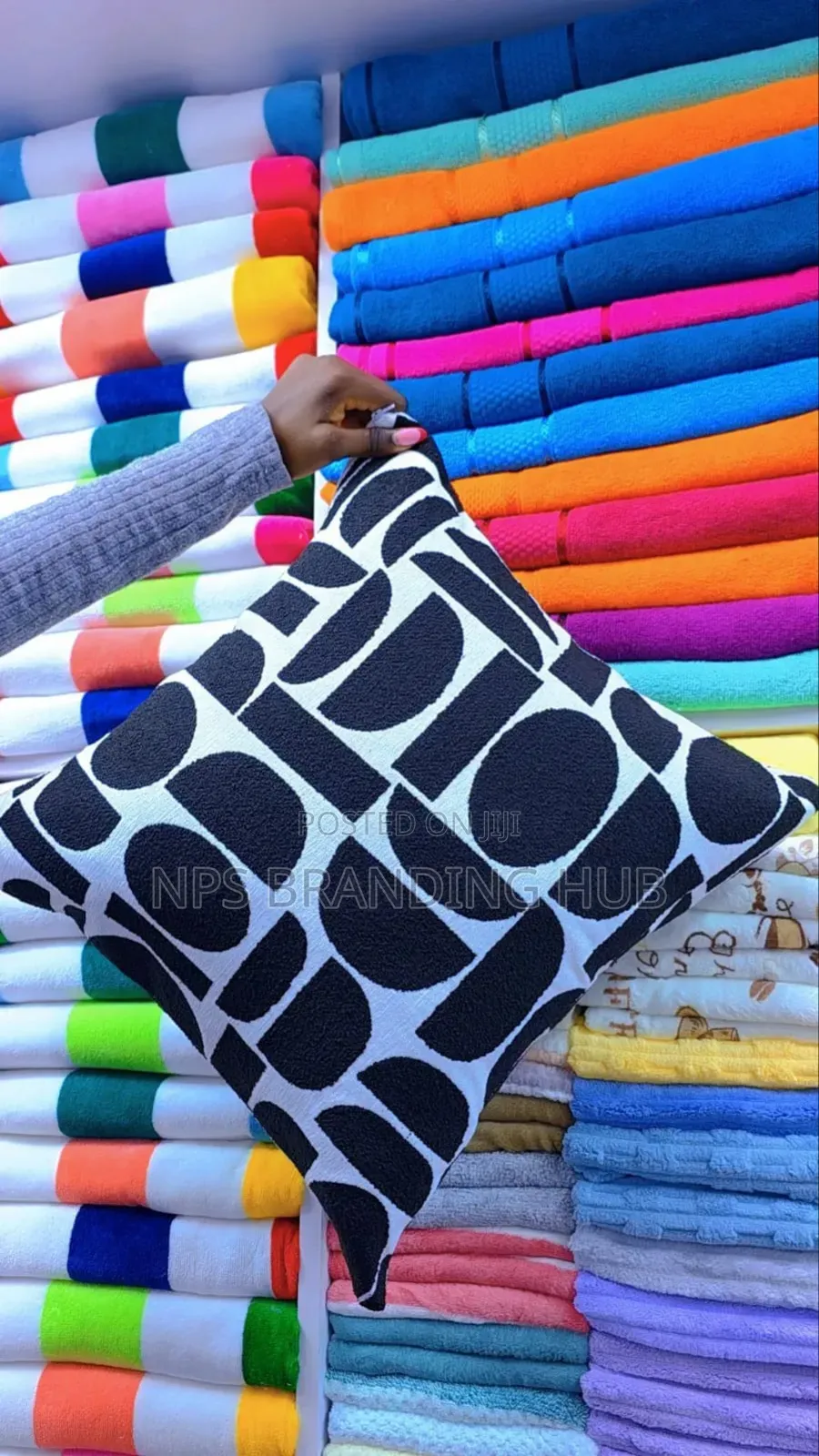 Crescent Cushion Covers*
Size: *45*45cms