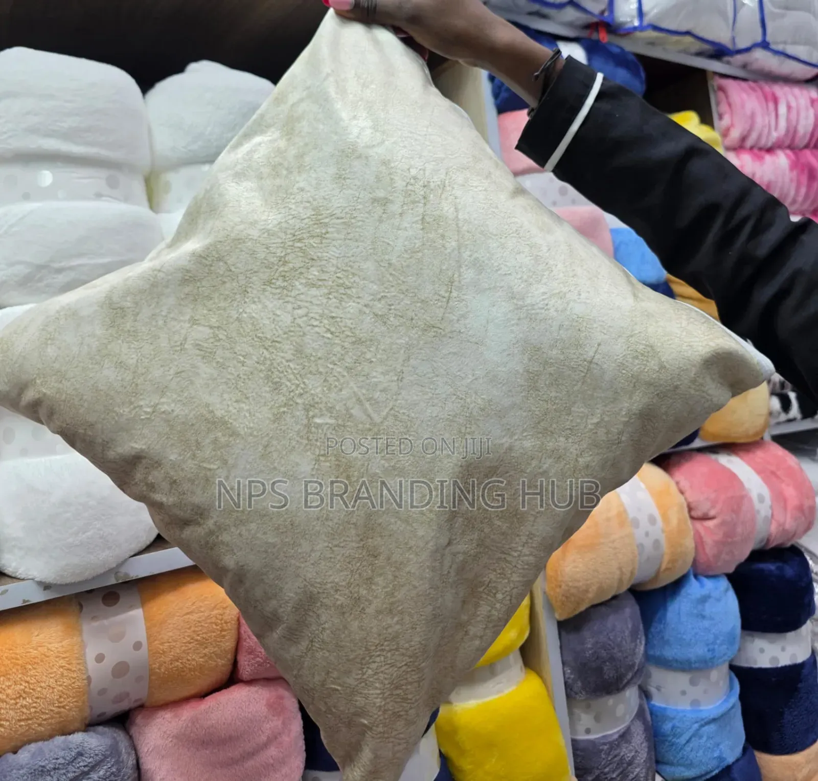 Throw Pillow Cases/Covers Size: 45*45cm Sk
