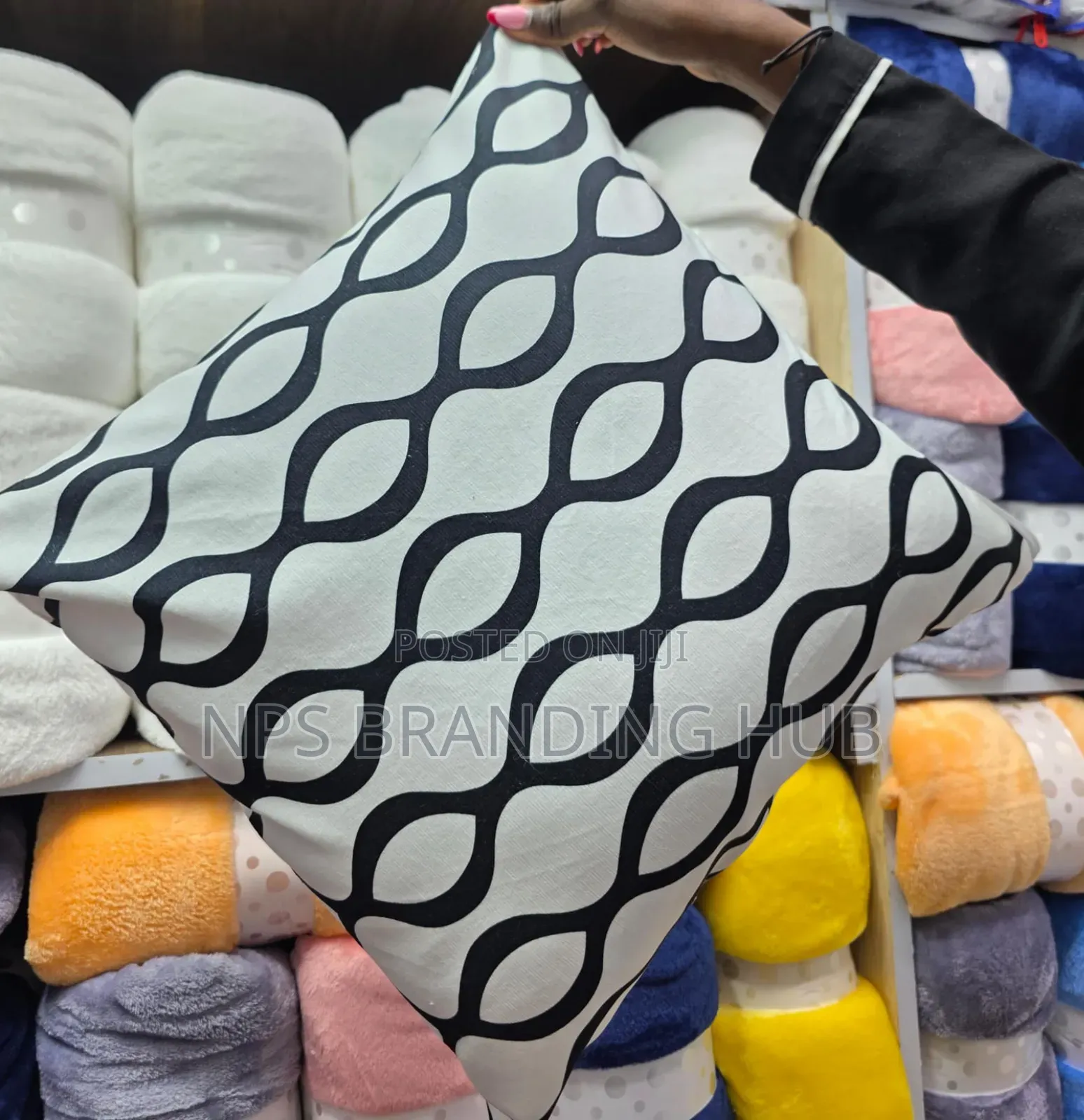 Throw Pillow Cases/Covers Size: 45*45cm Sk