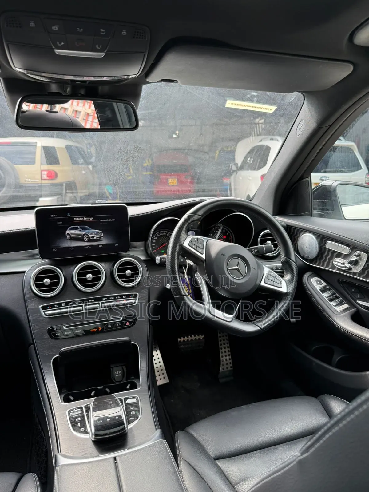 Mercedes-Benz GLC-Class 2019 White