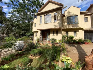 4bdrm Townhouse/Terrace in Westland Plus Dsq, Raphta Road Area for sale
