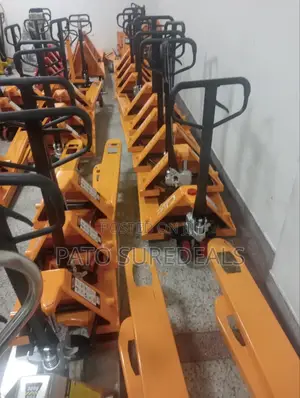 Top Quality Hand Operated Pallet Truck 3000kgs