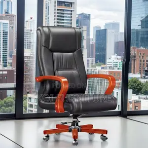 Office Chair : Executive High-Back Office Chair