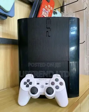 Black Sony , Ps3 Superslim ( Playstation 3 Superslim Chipped )