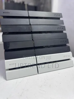 Ex Japan Black and White Ps4 Standard 500gb ( Ps4 Standard )