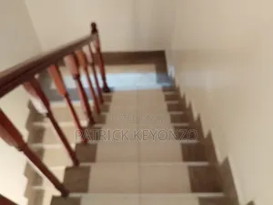 5bdrm Maisonette in Breeze Estate, NHC Langata for rent