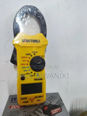 Uyustools Tsd3288 Digital Clamp Multimeter.