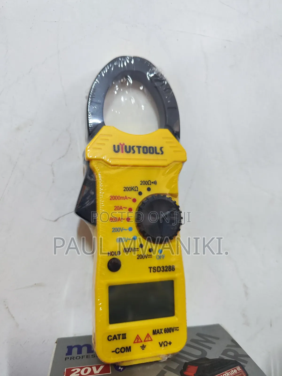 Uyustools Tsd3288 Digital Clamp Multimeter.