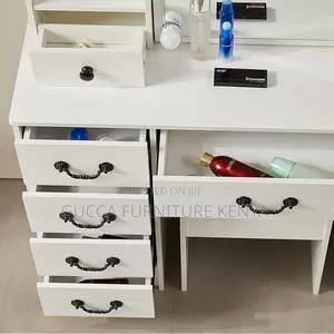 Imported Home Vanity Make Up Table