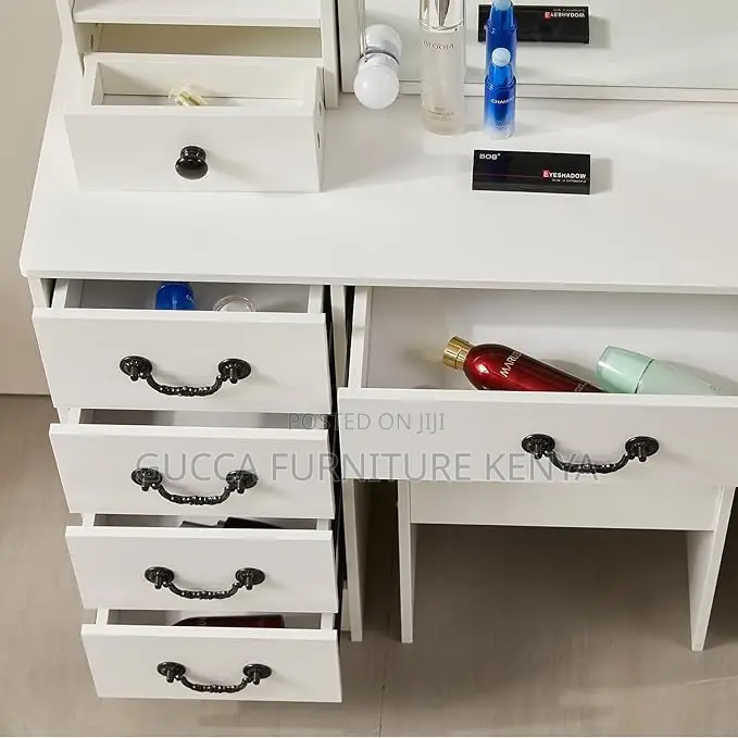 Imported Home Vanity Make Up Table