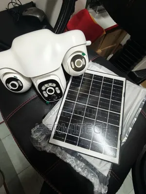 Reliable CCTV Camera Triple Lens Solar 4g High Endurance to Weather
