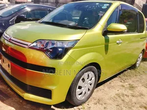 Toyota Spade 2017 Green