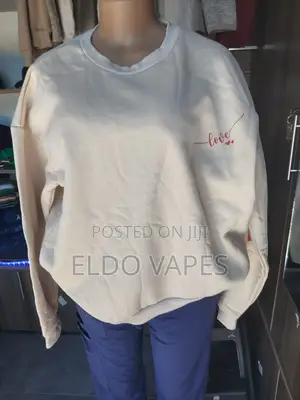 Sweatshirts (Branded Unbranded) God Quality
