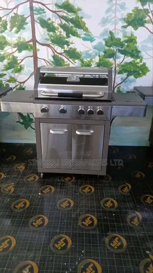 Stainless Steel 4 Burner Gas BBQ With Side Burner
