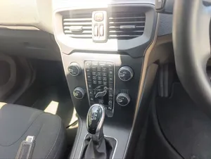 Volvo V40 2019 Blue