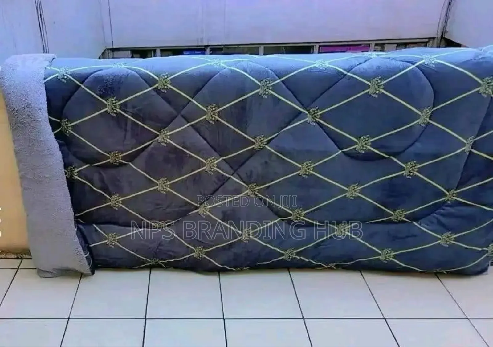 Single Warm Woolen Duvets (1pc) Size 4*6/5*6 S.K