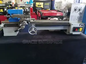 Metal Lathe Machine