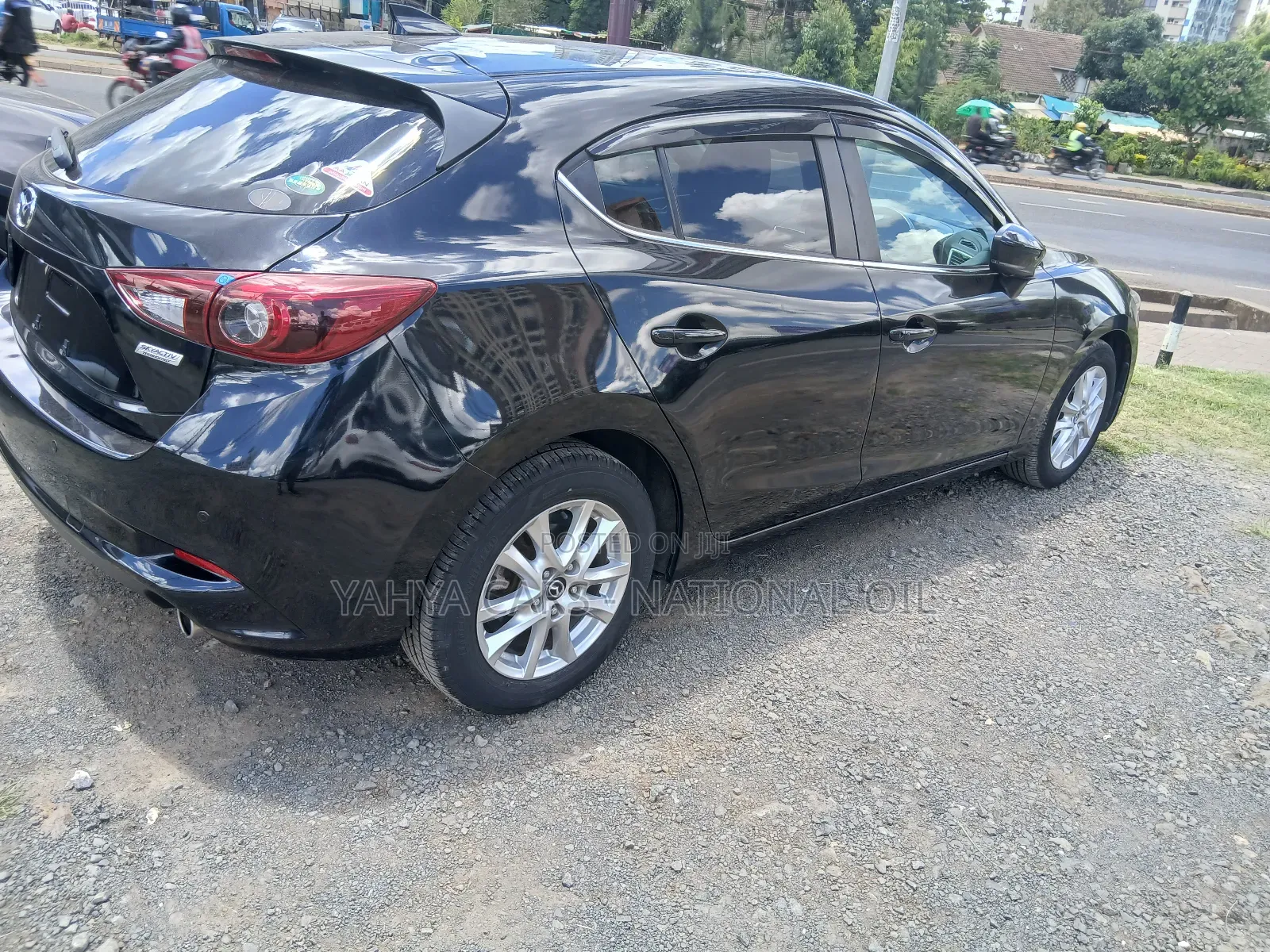 Mazda Axela 2018 Gray