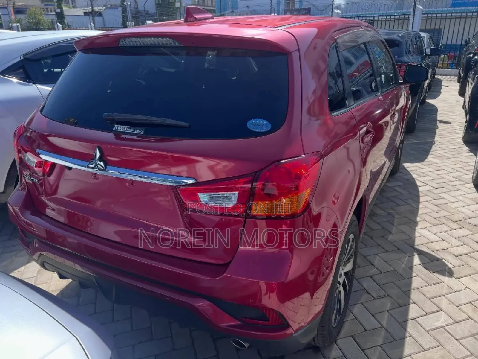 Mitsubishi RVR 2018 Red