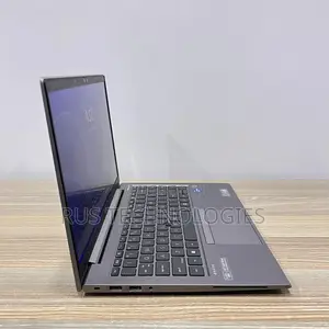 Laptop HP ZBook Firefly G8 8GB Intel Core i5 SSD 256GB