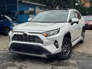 Toyota RAV4 2019 White