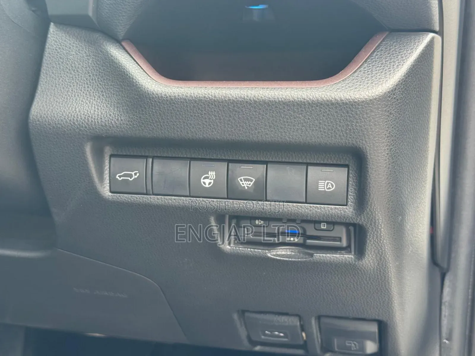 Toyota RAV4 2019 White