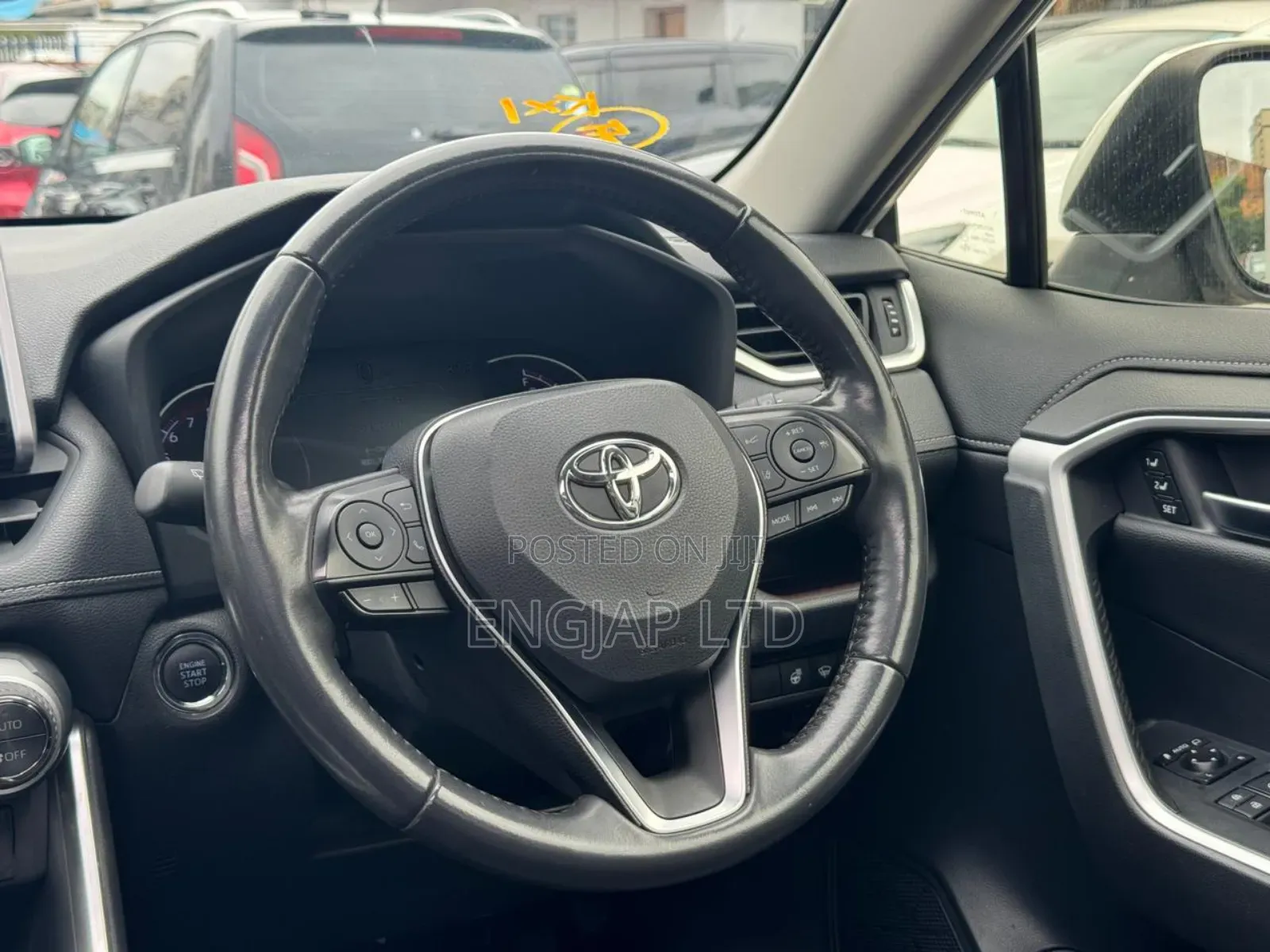 Toyota RAV4 2019 White