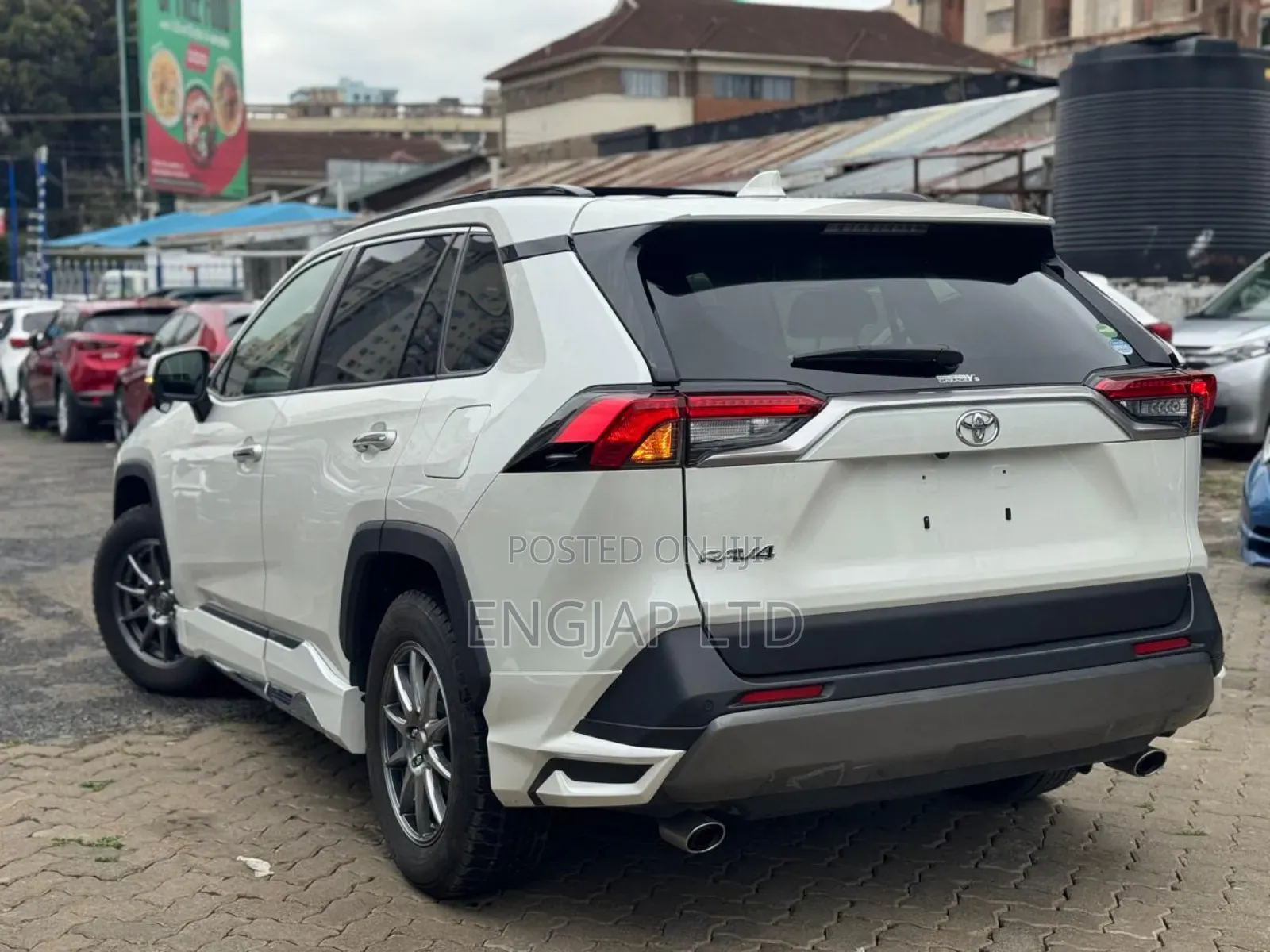 Toyota RAV4 2019 White