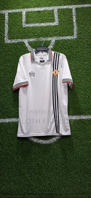 Manchester United Away Admiral Retro Jersey.