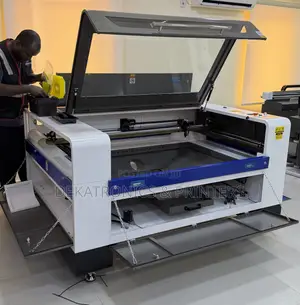 1390 Co2 Laser Engraving/Machine With Rudia Control System
