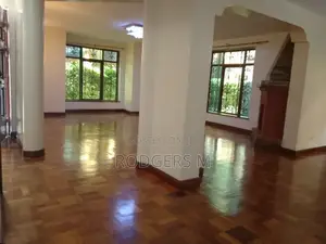 5bdrm Villa in Valley Arcade for rent