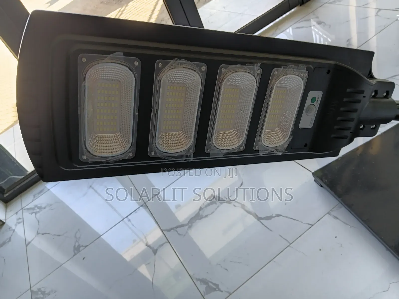 200w Solar Streetlight
