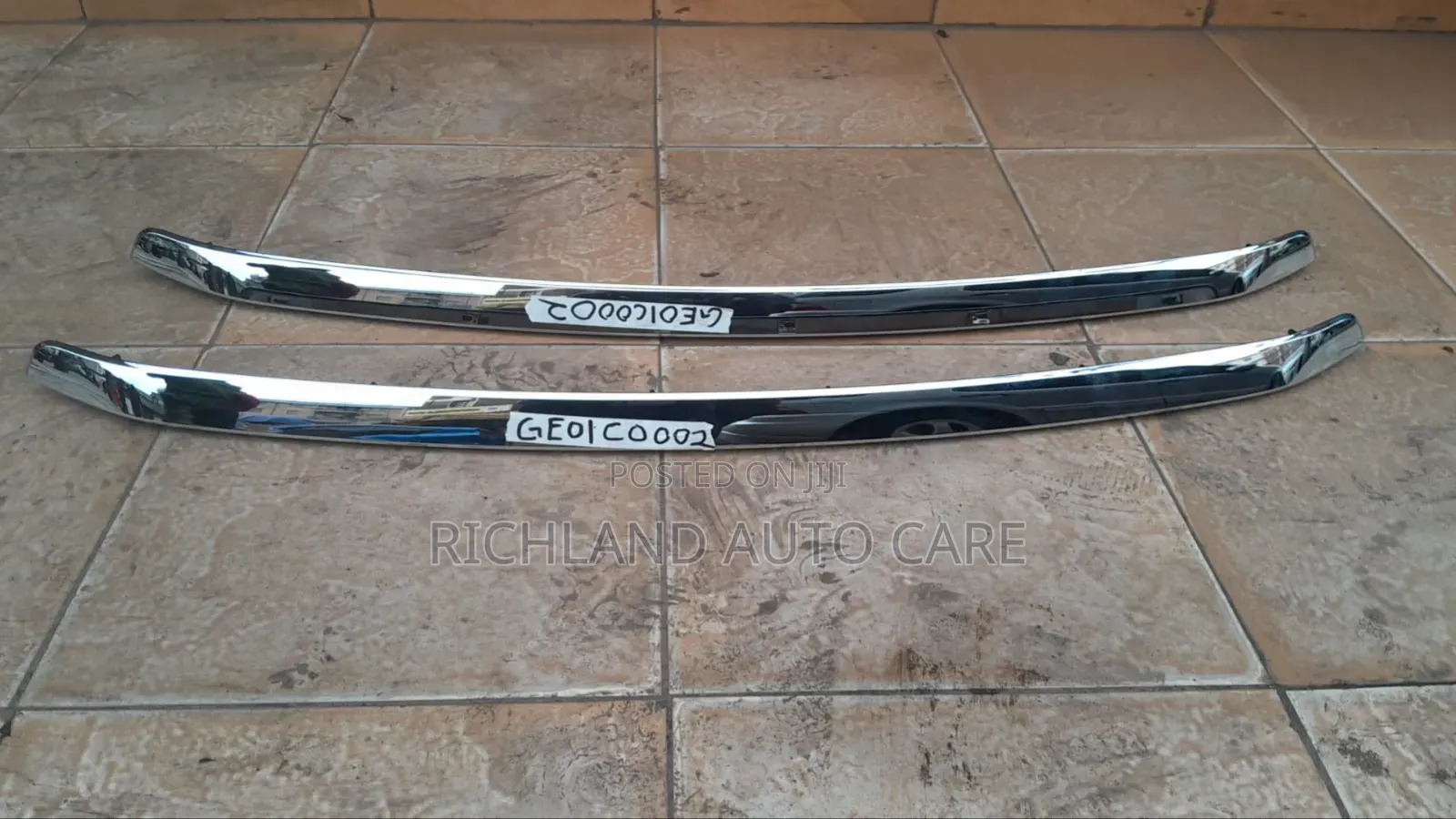 Bonnet Chrome Vanguard