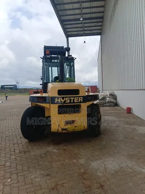 Errands Forklift for Hoisting Are Available